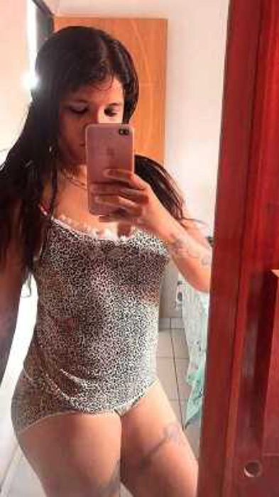 Foto galeria 3 de Lorena - Puta y chica prepaga independiente Ciudad del Este - Alto Paraná
