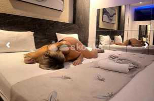 Mirella - Puta y chica prepaga independiente Limpio - Central