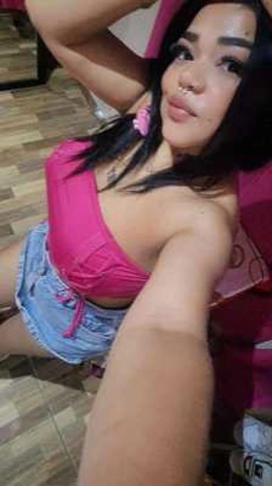 Foto galeria 8 de Mia Nikol - Puta y chica prepaga independiente Ñemby - Central